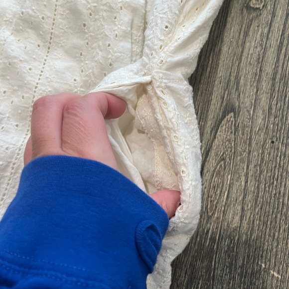 Old Navy Flutter-Sleeve Smocked Eyelet Embroidered Mini Shift Dress White Size L - Picture 6 of 7